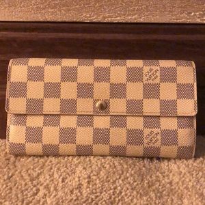 LV Sarah Wallet Damier Azur